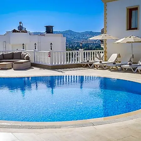 Ξενοδοχείο Queen Boutique 3*